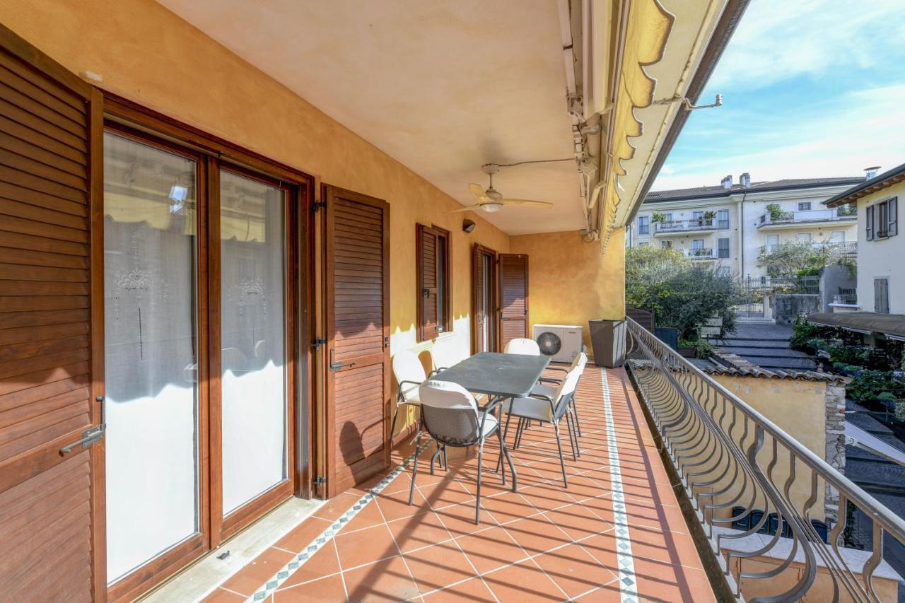 Prestige Apartment Sirmione Exteriér fotografie