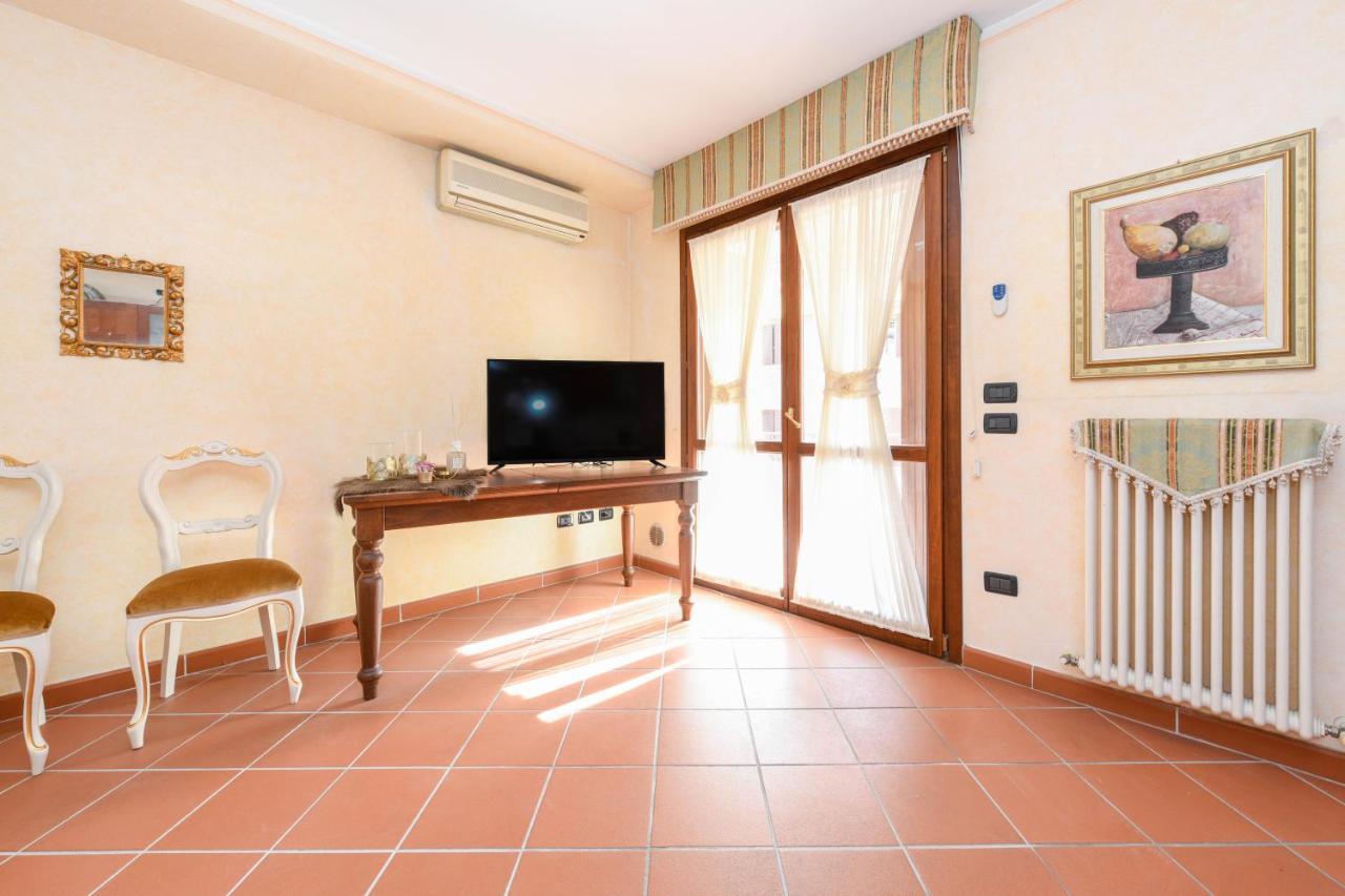 Prestige Apartment Sirmione Exteriér fotografie