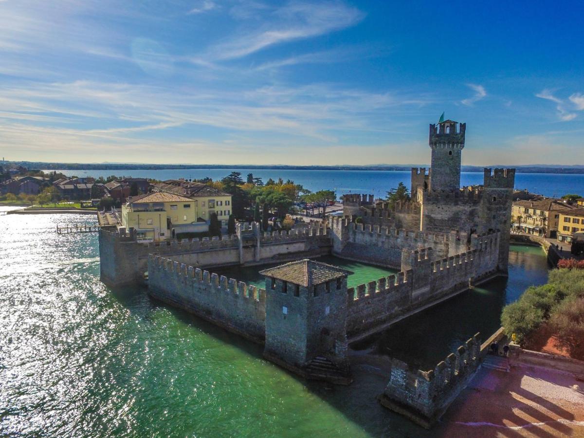 Prestige Apartment Sirmione Exteriér fotografie
